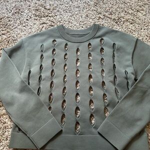 Lululemon Mesh Knit Pullover
Grey Sage small